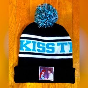 Disney’s The Little Mermaid: Kiss the Girl Pom Beanie